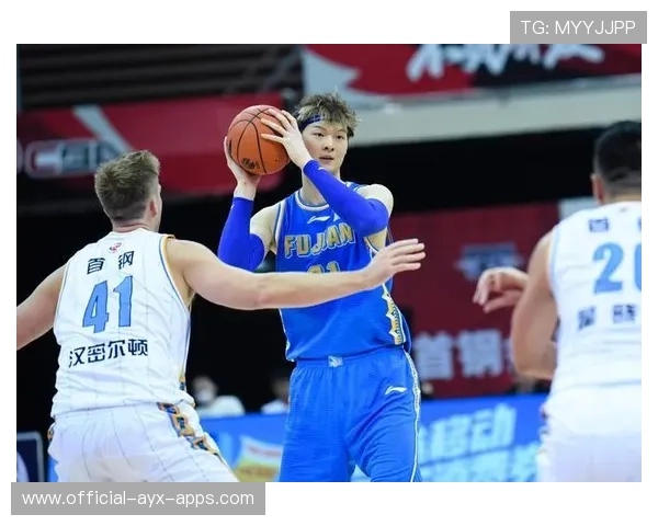 球队在攻防两端取得平衡，胜率稳步上升，篮球进攻区域联防常用的战术阵型有哪些